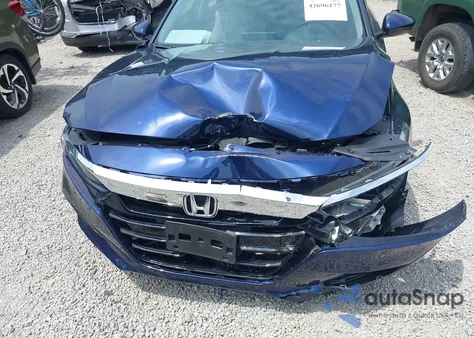 2018 Honda Accord Touring z USA, uszkodzony, nr VIN 1HGCV1F94JA186178